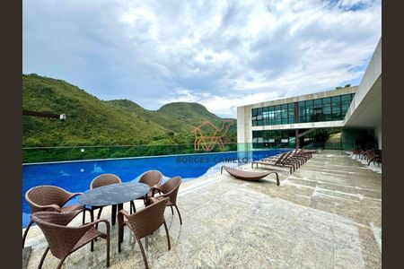 53_photo/00a6a2bd11.e5e7d131f56b8cde-ATLAS-59b40849-a2ca-4210-b4e2-c2c7b7db565c.jpg de apartamento à venda com 4 quartos, 210m² em Vale dos Cristais, Nova Lima