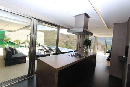 6_photo/00a6a2c8bd.07fb07773285f6be-ATLAS-d3924e2f-651f-4b3b-ae63-37d886c5867a.jpg de casa à venda com 4 quartos, 680m² em Vila Castelo, Nova Lima