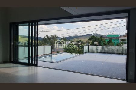 11_photo/00a6a2ca0d.23351eba74f1df34-ATLAS-bdd7379e-2b98-4917-8fd9-d49869325caa.jpg de casa à venda com 4 quartos, 394m² em Estancia Del Rey, Nova Lima