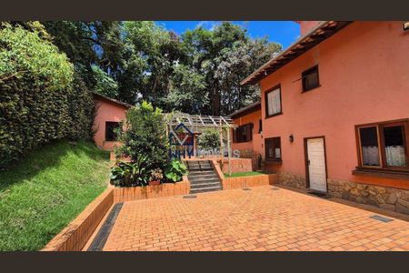6_photo/00a6a3406b.1fa6a91c389b6b6f-ATLAS-4c04d9b5-c510-431a-b85a-2b41799d05ac.jpg de casa à venda com 4 quartos, 290m² em São Sebastiao das Águas Claras, Nova Lima