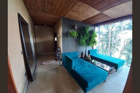 12_photo/00a6a34509.9c2c0d80f207ce13-ATLAS-55eba9b9-137f-494a-b015-19f6e1029888.jpg de casa à venda com 3 quartos, 780m² em Parque do Engenho, Nova Lima