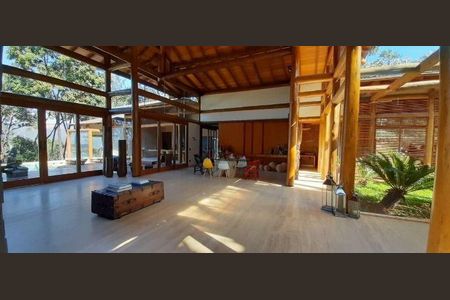 6_photo/00a6a34509.9c2c0d80f207ce13-ATLAS-b07dbb17-0214-4ebe-bf7b-ee55d53bab61.jpg de casa à venda com 3 quartos, 780m² em Parque do Engenho, Nova Lima