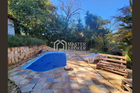 2_photo/00a6a365b9.98a2f1197ddc2320-ATLAS-f3d5b7a3-5289-440f-8b8a-e4f10d3daa65.jpg de casa à venda com 3 quartos, 350m² em Parque Jardim Amanda, Nova Lima