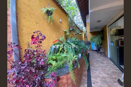 18_photo/00a6a366c5.93b8fa184532727f-ATLAS-9ed45b8a-ed4b-4bf3-ab23-dc8362c2d35c.jpg de casa à venda com 8 quartos, 400m² em Parque Jardim Amanda, Nova Lima