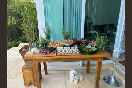 8_photo/00a6a368c5.210363f7da379e19-ATLAS-57696bfc-13d8-4d30-9e42-e9149b9cef73.jpg de casa para alugar com 4 quartos, 400m² em Parque Jardim Amanda, Nova Lima