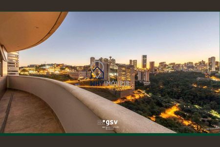 8_photo/00a6a36f75.eb7ee1c62e8591fd-ATLAS-5b304783-31f4-4074-acd0-8445232bc24b.jpg de apartamento à venda com 4 quartos, 576m² em Parque Jardim Amanda, Nova Lima