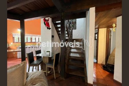 12_photo/00a6a3b249.d505c9d9834fda44-ATLAS-33d23ce1-b99c-4d30-b22d-73c9fe39f239.jpg de casa à venda com 2 quartos, 121m² em Jardim Petropolis, Nova Lima