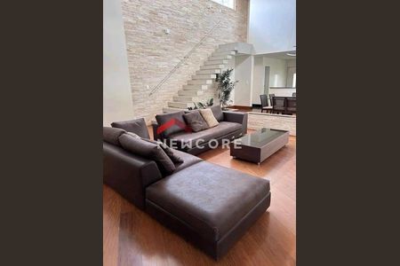 11_photo/00a6a4a959.93b8fa184532727f-ATLAS-ec2f30ca-d582-4f00-869e-b12f263b349c.jpg de casa de condomínio à venda com 4 quartos, 397m² em Passárgada, Nova Lima