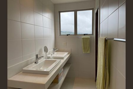 6_photo/00a6a4ac31.ceff8192393c33de-ATLAS-4e581093-6794-43d7-aff0-91882fcc08a7.jpg de casa à venda com 4 quartos, 356m² em Passárgada, Nova Lima