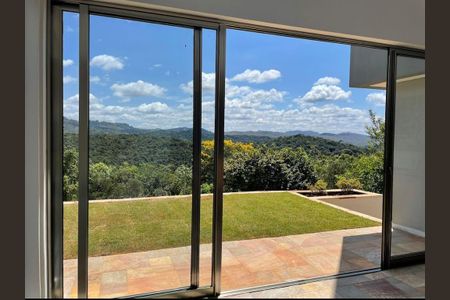 7_photo/00a6a4ac31.ceff8192393c33de-ATLAS-bc7fdf8a-0e08-4115-b773-ba0838ad0f25.jpg de casa à venda com 4 quartos, 356m² em Passárgada, Nova Lima