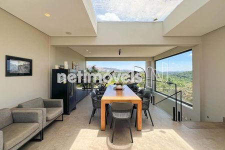 10_photo/00a6a4ac47.6a9f87ec7a00248f-ATLAS-1bdb38a9-a250-4521-b9ce-3fa9a42dc287.jpg de casa à venda com 3 quartos, 300m² em Passárgada, Nova Lima