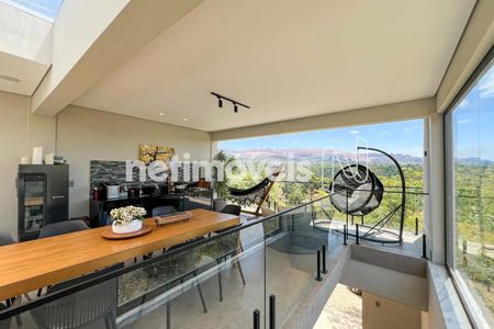 12_photo/00a6a4ac47.6a9f87ec7a00248f-ATLAS-2787093d-1693-48b1-82d5-5d919b73f85a.jpg de casa à venda com 3 quartos, 300m² em Passárgada, Nova Lima