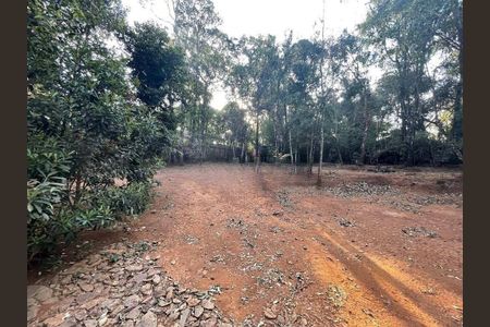 4_photo/00a6a4acd3.ceff8192393c33de-ATLAS-03769056-d512-415b-8d87-46ceca79b6cd.jpg de casa à venda com 3 quartos, 130m² em Parque Jardim Amanda, Nova Lima