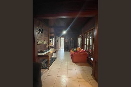 6_photo/00a6a4acd3.ceff8192393c33de-ATLAS-3e67a3df-130c-4216-ba5c-2415019b2da0.jpg de casa à venda com 3 quartos, 130m² em Parque Jardim Amanda, Nova Lima