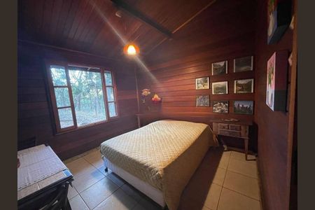 7_photo/00a6a4acd3.ceff8192393c33de-ATLAS-a3425fb8-4517-4985-84e0-843923069af3.jpg de casa à venda com 3 quartos, 130m² em Parque Jardim Amanda, Nova Lima