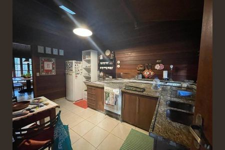 7_photo/00a6a4acd3.ceff8192393c33de-ATLAS-ece239b7-c493-4a0d-bdd6-d0d07c9bbdf0.jpg de casa à venda com 3 quartos, 130m² em Parque Jardim Amanda, Nova Lima