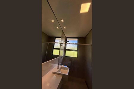 4_photo/00a6a52115.bdf1def5ceb5107f-ATLAS-3b94d10a-01e5-4563-8769-eaa7ff6592b3.jpg de casa à venda com 3 quartos, 407m² em Condomínio Miguelão, Nova Lima