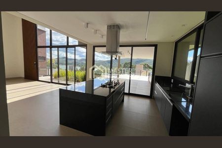 11_photo/00a6a52115.bdf1def5ceb5107f-ATLAS-96eecec4-b509-41f6-820b-13e296bad87f.jpg de casa à venda com 3 quartos, 407m² em Condomínio Miguelão, Nova Lima