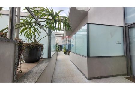 5_photo/00a6a52155.0b41dd9f8e6ad8d9-ATLAS-323b587b-3bb3-48a7-80fc-9fc9d9c4b735.jpg de apartamento para alugar com 1 quarto, 67m² em Condomínio Miguelão, Nova Lima