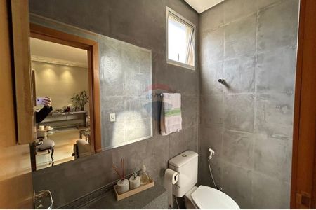 28_photo/00a6a523f9.cce03887c7d72c1f-ATLAS-3108da4c-abec-4710-b3e0-e389cdf03a8b.jpg de casa à venda com 4 quartos, 250m² em Condomínio Miguelão, Nova Lima