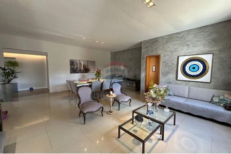 5_photo/00a6a523f9.cce03887c7d72c1f-ATLAS-86f03e27-5671-4711-951d-baec85fee765.jpg de casa à venda com 4 quartos, 250m² em Condomínio Miguelão, Nova Lima