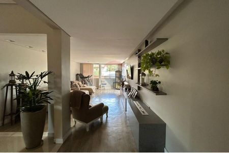 7_photo/00a6a523f9.cce03887c7d72c1f-ATLAS-a1d0e619-564c-4fc3-b4c8-6b8223645215.jpg de casa à venda com 4 quartos, 250m² em Condomínio Miguelão, Nova Lima