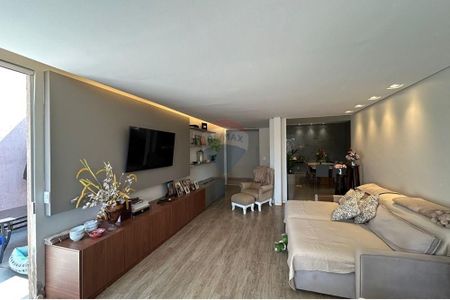 10_photo/00a6a523f9.cce03887c7d72c1f-ATLAS-d48643ee-1e82-4042-bb21-e370c538cf75.jpg de casa à venda com 4 quartos, 250m² em Condomínio Miguelão, Nova Lima