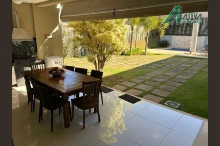 2_photo/00a6a526b7.d1ae08f062ab4888-ATLAS-20836d2e-8232-4b88-b539-858dfabf1e15.jpg de casa à venda com 5 quartos, 287m² em Condomínio Miguelão, Nova Lima