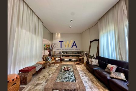 11_photo/00a6afcd8f.bda5b314c1bd6830-ATLAS-3e988152-3711-44bf-960d-e3b80c98f91e.jpg de casa à venda com 3 quartos, 250m² em , Nova Lima