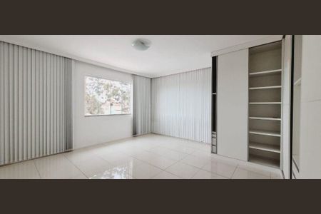 2_photo/00a6afd7d1.1ec89c7cbdfc8b9a-ATLAS-b9824c6a-e0a1-4027-a62e-dd44615bc2f8.jpg de casa para alugar com 4 quartos, 396m² em Residencial Real, Nova Lima