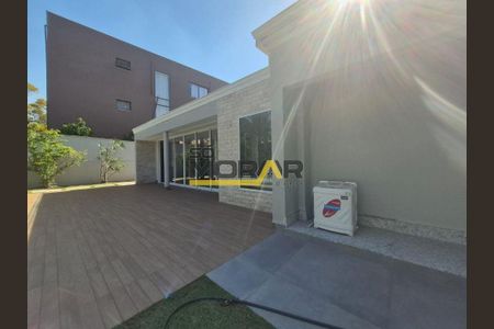 30_photo/00a6b02949.a1d745c8a540d840-ATLAS-8019b692-255c-478d-af56-0dfa83ae7b9f.jpg de casa à venda com 4 quartos, 400m² em Residencial Real, Nova Lima