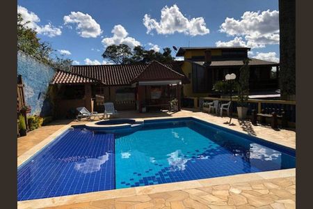 3_photo/00a6b02955.97484f792a469e2d-ATLAS-1f03b96c-b3d5-4e37-865b-85d5a9bd4bb7.jpg de casa à venda com 4 quartos, 220m² em Alphaville, Nova Lima