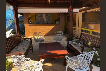 10_photo/00a6b02955.97484f792a469e2d-ATLAS-a6b66a01-ddbc-458f-9b40-e6afb0fd193c.jpg de casa à venda com 4 quartos, 220m² em Alphaville, Nova Lima