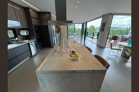 3_photo/00a6b02a1d.72c99cad9401b729-ATLAS-287ed4a1-d2c8-446b-bf5e-f39603e63456.jpg de casa à venda com 4 quartos, 465m² em Residencial Real, Nova Lima