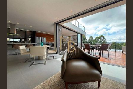 9_photo/00a6b02a1d.72c99cad9401b729-ATLAS-30d16e57-9ae5-48b6-b130-71093a9f16ee.jpg de casa à venda com 4 quartos, 465m² em Residencial Real, Nova Lima