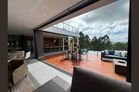 9_photo/00a6b02a1d.72c99cad9401b729-ATLAS-8912abdc-5099-4edd-a9bb-8a6f7650c002.jpg de casa à venda com 4 quartos, 465m² em Residencial Real, Nova Lima