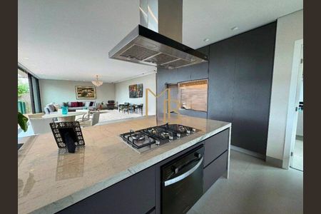 4_photo/00a6b02a1d.72c99cad9401b729-ATLAS-d0d5c3b4-5b75-4713-9638-dec429347f52.jpg de casa à venda com 4 quartos, 465m² em Residencial Real, Nova Lima