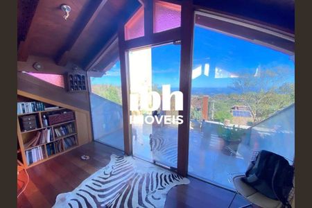 7_photo/00a6ba5125.0dba02f6e03a3679-ATLAS-3d423ac7-d3ee-408f-87a6-3d1b3919261a.jpg de casa de condomínio à venda com 3 quartos, 450m² em Condomínio Retiro das Pedras, Brumadinho