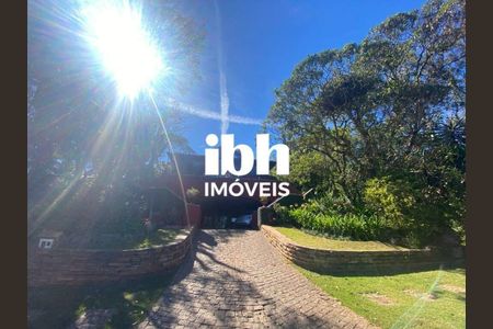 30_photo/00a6ba5125.0dba02f6e03a3679-ATLAS-a74dfeda-d4c5-4060-82b6-b1c52c59eae5.jpg de casa de condomínio à venda com 3 quartos, 450m² em Condomínio Retiro das Pedras, Brumadinho