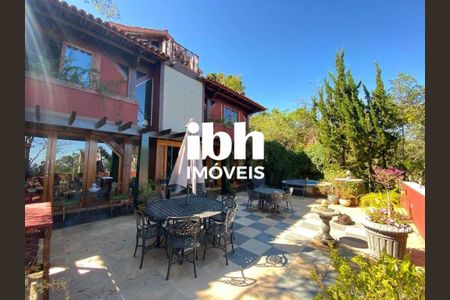 29_photo/00a6ba5125.0dba02f6e03a3679-ATLAS-e16b44f6-b601-4861-bbc4-b63dc3b1e9c2.jpg de casa de condomínio à venda com 3 quartos, 450m² em Condomínio Retiro das Pedras, Brumadinho