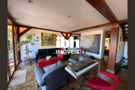 6_photo/00a6ba5125.0dba02f6e03a3679-ATLAS-f123dbbe-5b12-4d7d-856f-8e4d94f8f76e.jpg de casa de condomínio à venda com 3 quartos, 450m² em Condomínio Retiro das Pedras, Brumadinho