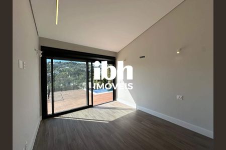 10_photo/00a6ba5179.0fca3daec1aa15fd-ATLAS-fb838eae-99e2-44a4-851e-782586b8d71b.jpg de casa à venda com 4 quartos, 558m² em Condomínio Retiro das Pedras, Brumadinho