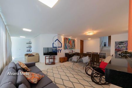 3_photo/00a6ba5215.80a7f3f1b00bd23a-ATLAS-61ce65b3-380b-40ea-a9bb-b7b0562ff4f4.jpg de casa à venda com 6 quartos, 550m² em Condomínio Retiro das Pedras, Nova Lima