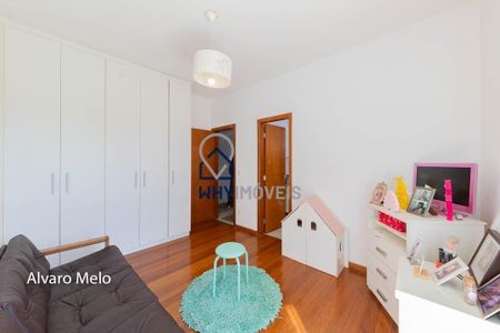 5_photo/00a6ba5215.80a7f3f1b00bd23a-ATLAS-c1349a4a-a6f6-4bb4-adfd-bce18b36246a.jpg de casa à venda com 6 quartos, 550m² em Condomínio Retiro das Pedras, Nova Lima