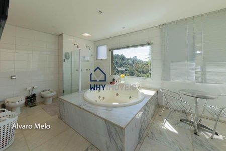 12_photo/00a6ba5215.80a7f3f1b00bd23a-ATLAS-d0561ca2-3ab1-4dc0-b47e-c5422bf3290b.jpg de casa à venda com 6 quartos, 550m² em Condomínio Retiro das Pedras, Nova Lima