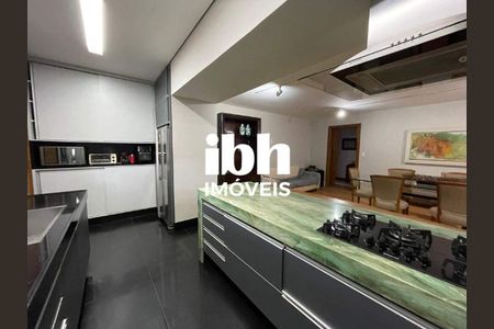 8_photo/00a6ba99db.4b1885837c1b9428-ATLAS-3992c7f1-e6a9-4360-9455-0b232067e9de.jpg de casa à venda com 7 quartos, 719m² em Lagoa Do Miguelao, Nova Lima