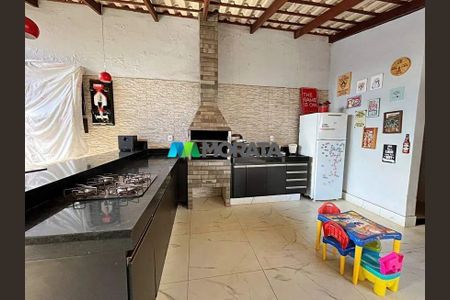 8_photo/00a6bae319.09604b2c146ebc17-ATLAS-1e336801-bf67-4e9b-b55b-206878d2f0d6.jpg de casa à venda com 3 quartos, 250m² em Vale do Sol, Nova Lima