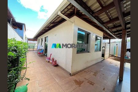 12_photo/00a6bae319.09604b2c146ebc17-ATLAS-858a156e-bbbd-4dfb-90e5-c0be3ae75ac6.jpg de casa à venda com 3 quartos, 250m² em Vale do Sol, Nova Lima