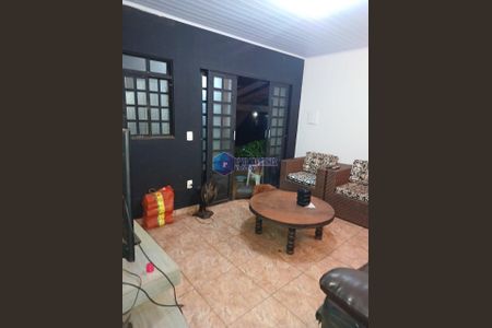 1_photo/00a6bb02e3.eb4747a7722cd593-ATLAS-2b9cc6bb-5c62-4239-a0a2-0e989226c38c.jpg de casa à venda com 3 quartos, 240m² em Vale do Sol, Nova Lima