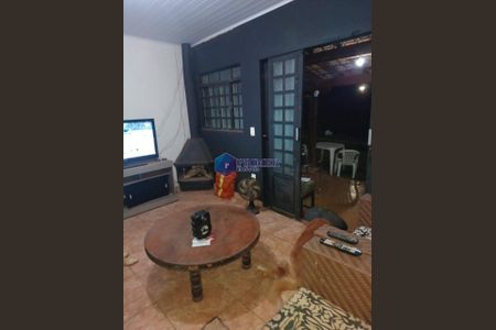 5_photo/00a6bb02e3.eb4747a7722cd593-ATLAS-420b6d77-0fb2-4c5f-8c85-205a551e6fe7.jpg de casa à venda com 3 quartos, 240m² em Vale do Sol, Nova Lima